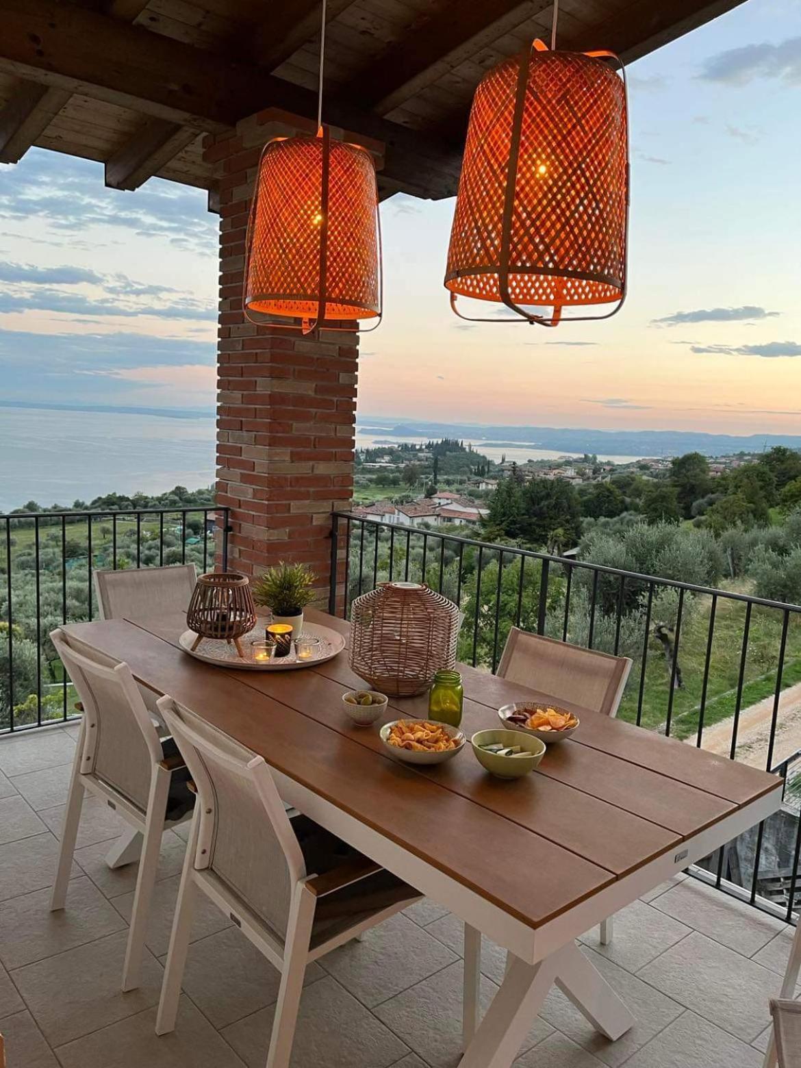 Casa Franka Garda Lake View توسكولانو ماديرنو المظهر الخارجي الصورة